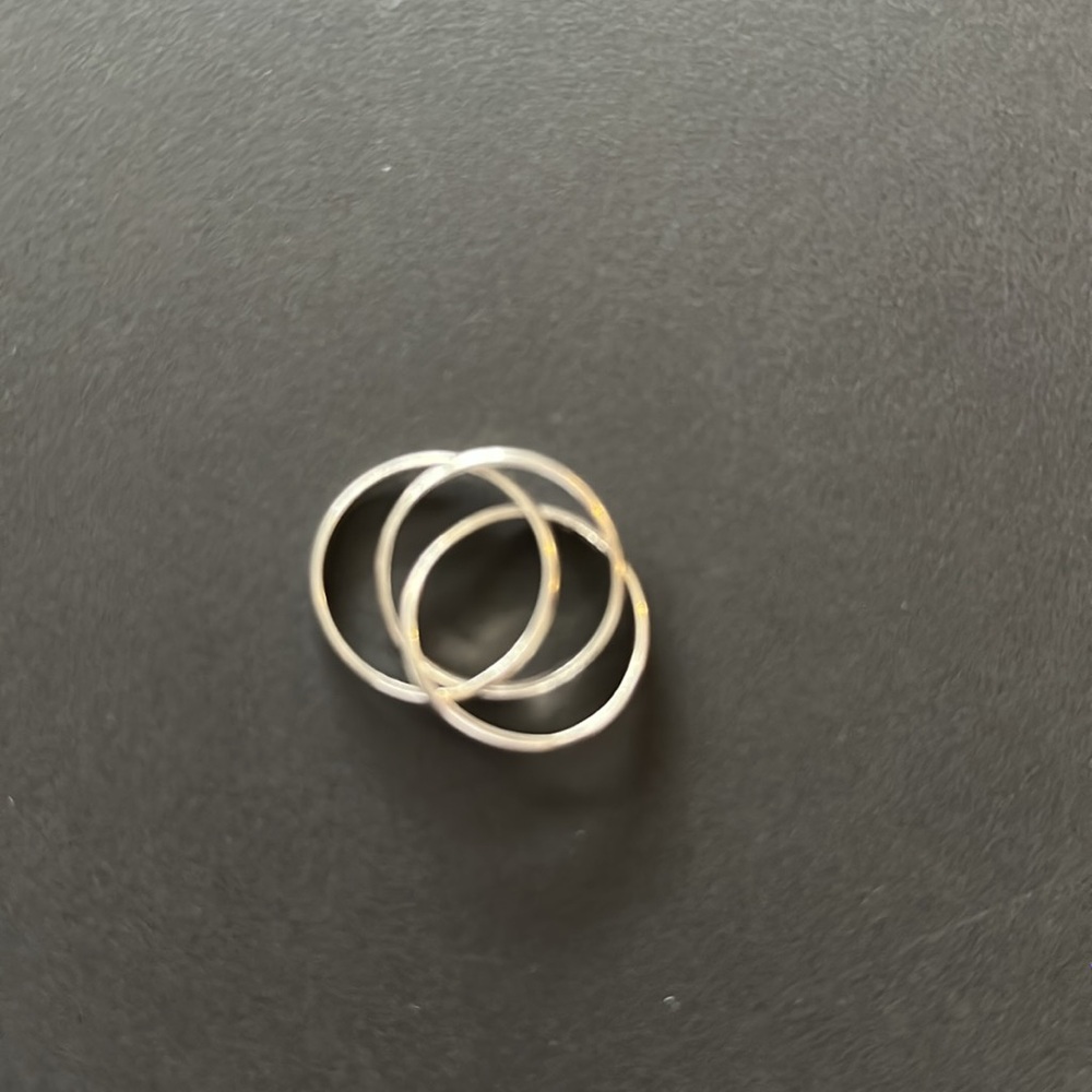 EUC Silver Ring Trio